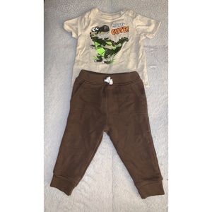 mighty cute 3 piece set. (2 pants and 1 shirt)